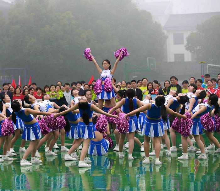 C:\Documents and Settings\Administrator\桌面\MV6A1131_副本_副本.jpg