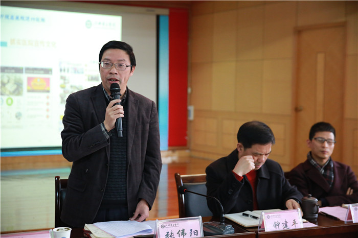 C:\Users\Administrator\Desktop\規(guī)培生座談會\張?jiān)洪L講話_副本.jpg