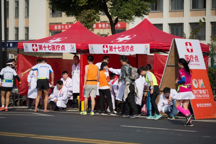 C:\Users\Administrator\Desktop\改長寬后\越馬醫(yī)療保障照片\越馬醫(yī)療保障照片\第十七醫(yī)療點\26c5582568bec73f9f8e71e112cdc15f-sz_1237639.jpg