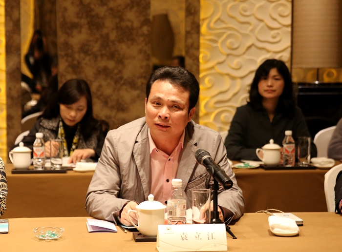 袁立江主任_副本.jpg