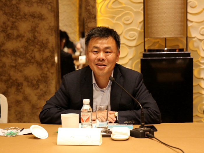 吳皓院長(zhǎng)_副本.jpg