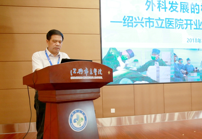 鐘院長表彰_副本.jpg