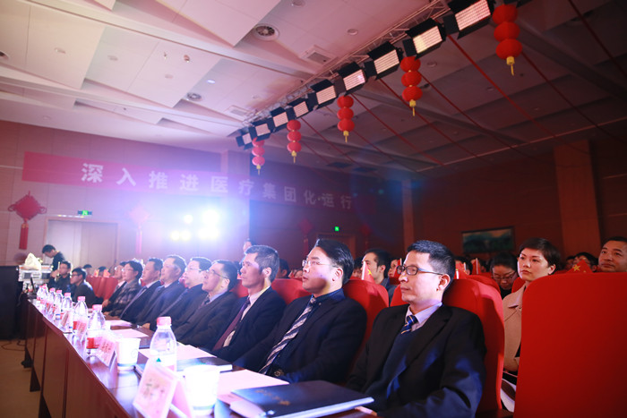 會(huì)場(chǎng).jpg 會(huì)場(chǎng).jpg