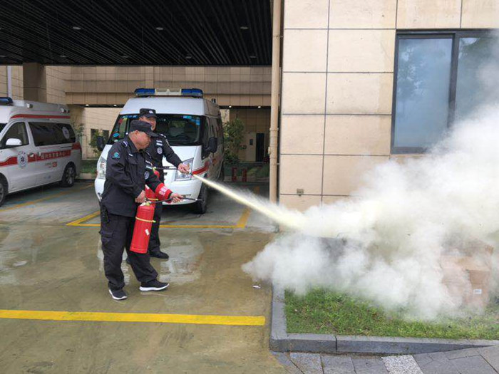 沈利民3_副本.jpg 沈利民3_副本.jpg
