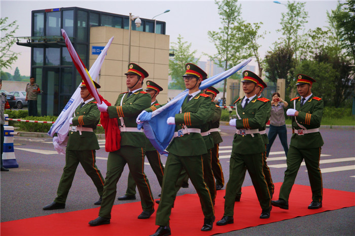 升旗 (1).jpg 升旗 (1).jpg